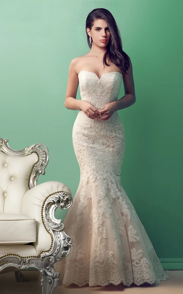 Mermaid Sweetheart Lace Appliqued Backless Tulle Wedding Dress With Court Train
