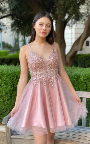 Elegant Lace A Line Short Sleeveless Homecoming Dress with Appliques