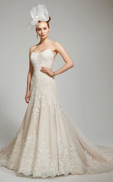 Mermaid/Trumpet Sweetheart Sleeveless Floor-length Lace Wedding Dress with Open Back and Appliques
