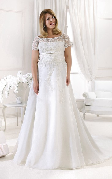 Bateau Short Sleeve A-line Lace plus size wedding dress
