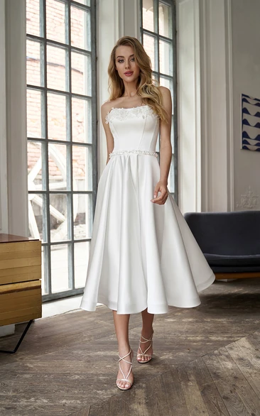 Elegant Satin A-line Tea-length Wedding Dress with Applique