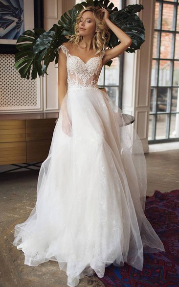 Sweetheart Lace Tulle Sleeveless Sweep Train Button Illusion Wedding Dress