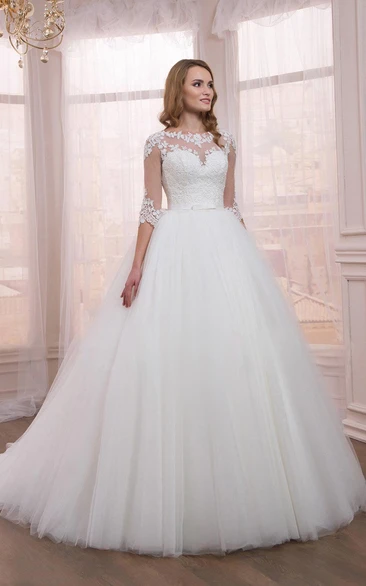 Princess Appliqued Tulle Half-Sleeve Ball-Gown Dress