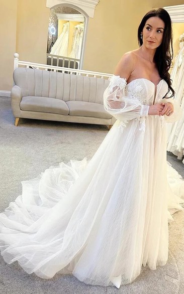 Off-the-shoulder Puff Sleeve A-line Tulle Empire Wedding Dress