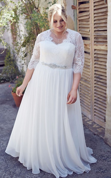 A-line Half Sleeve V-neck plus size Wedding Dress With Waist Jewellery 