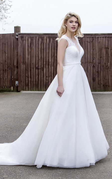 A-line Ballgown Tulle Wedding Dress With Illusion Lace V-neck And Back