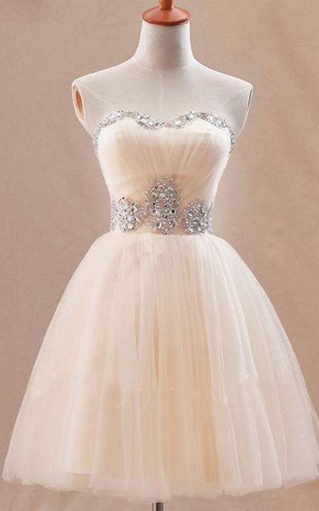 Cute Sweetheary SHort Tulle Homecoming Dress With Crystals