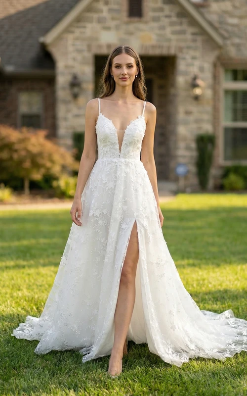 empire waist vintage wedding dress 1960s Regency-Style Bridal Gown With Crochet Lace Appliqu Very Breezy Cape Detailed Pearl Embroidered Empire Waist Wedding Dress Model combines elegance and elegance and offers an unforgettable choice for brides Empire Style Wedding Dresses