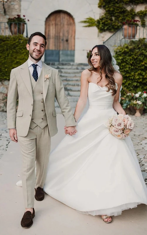 Satin Sweetheart A-line Solid Draped Wedding Dress