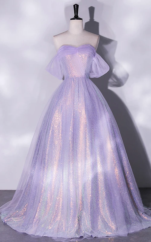 Robe de bal scintillante en tulle à épaules dénudées avec fronces et corsage