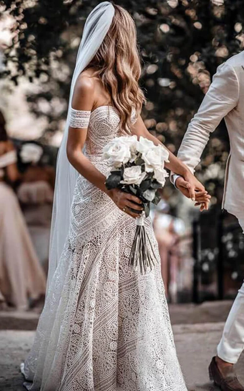 Sweetheart Sheath Boho Beach Wedding Dress with Sweep Train
