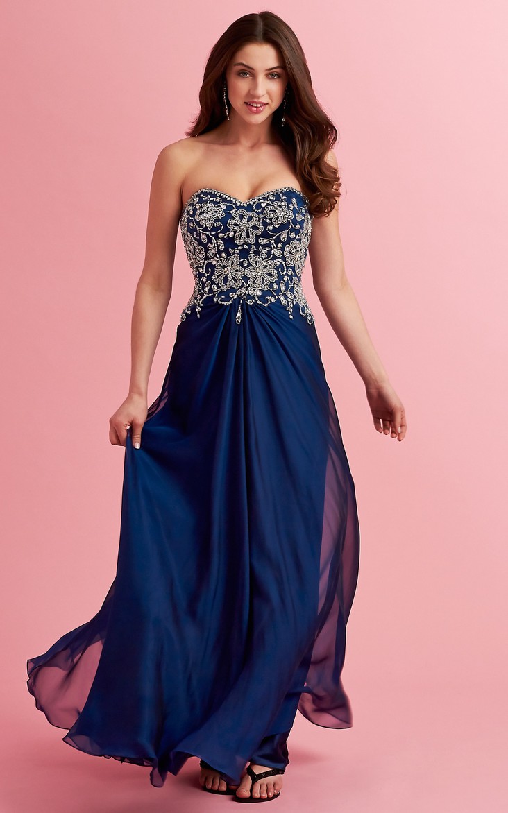 Sweetheart Chiffon central-ruched Prom Dress With Beaded top