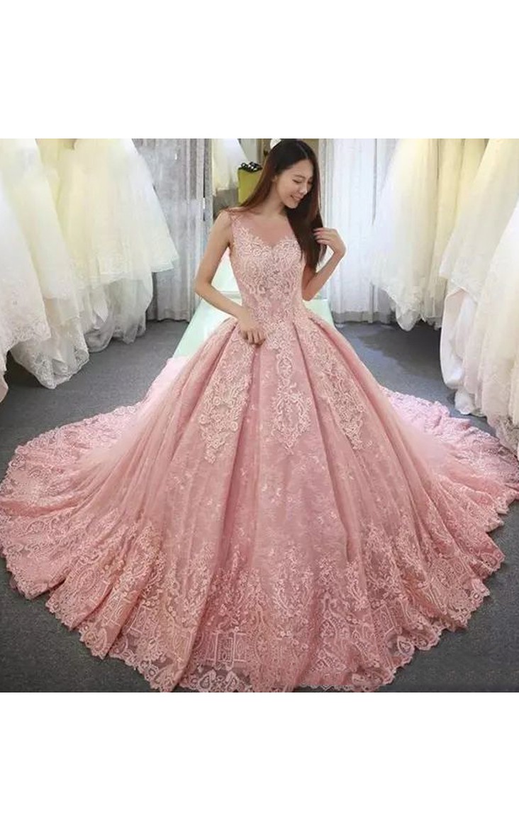 Romantic Lace and Tulle Scalloped Long Sleeve Ball Gown Wedding Dress