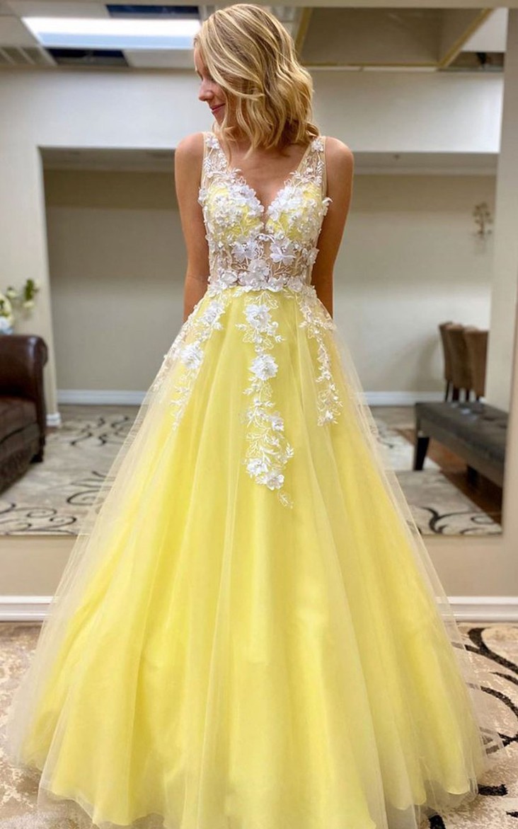 A Line Sleeveless Tulle Casual Prom Dress with Appliques and Flowers