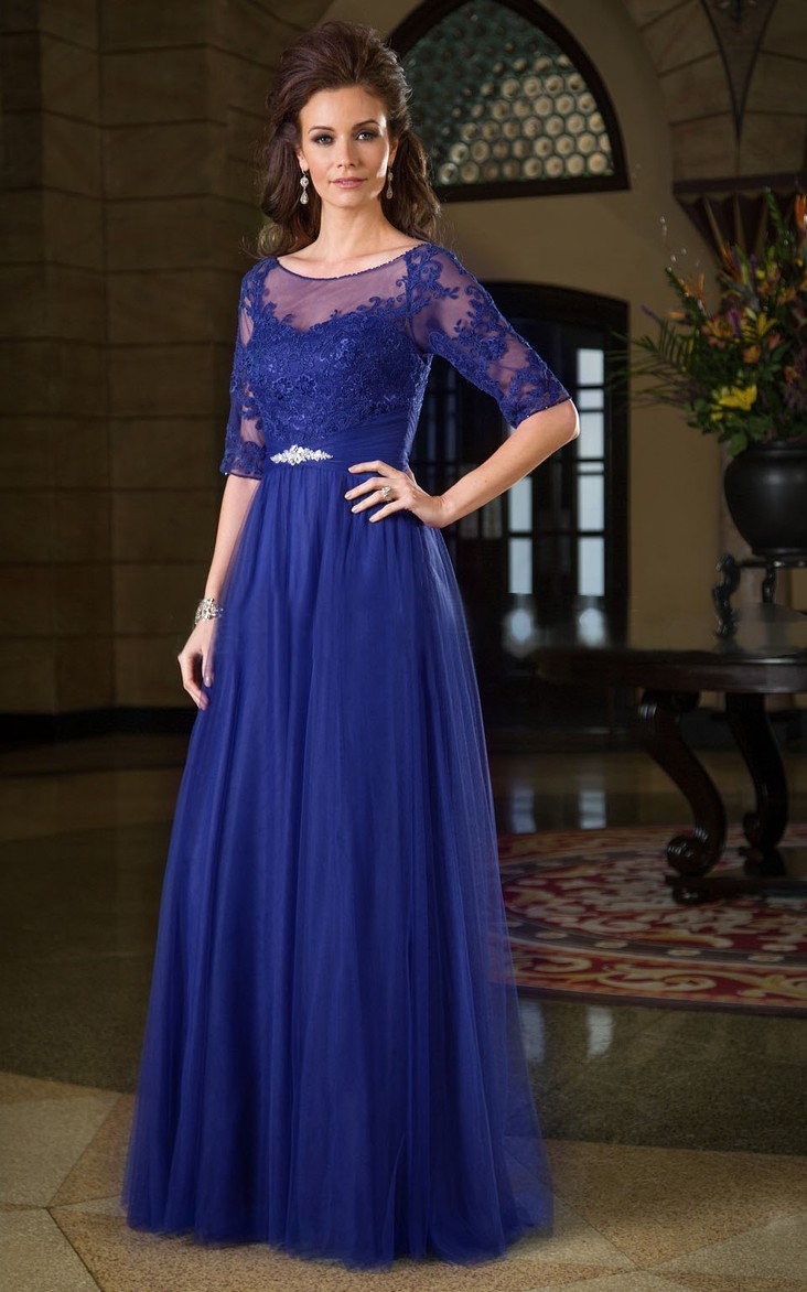 Scoop-neck Half Sleeve Tulle Dress With Appliques And Low-V Back