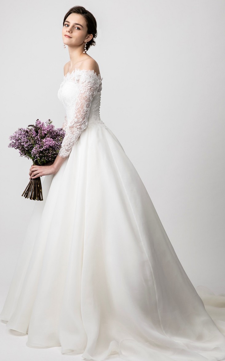 Modern Ball Gown Off-the-shoulder Lace Floor-length Long Sleeve Wedding Dress with Ruching