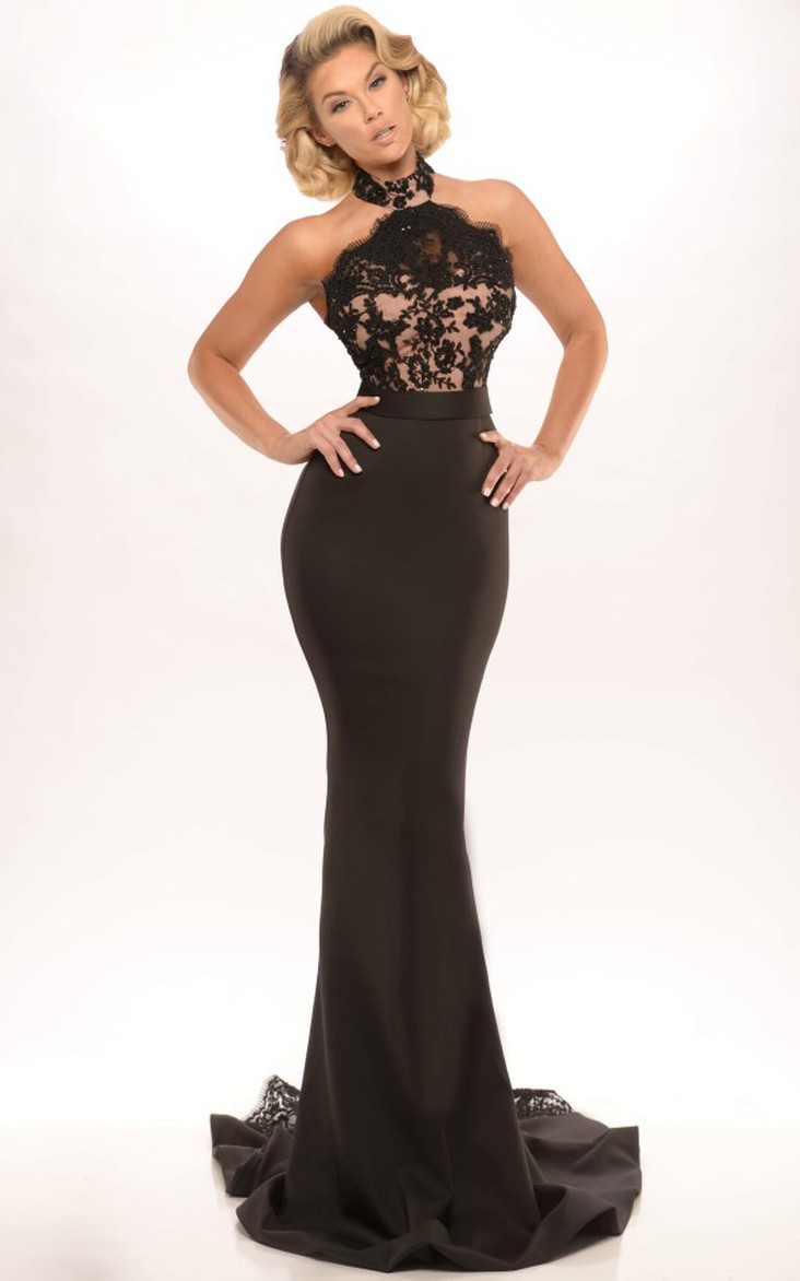 High Neck Trumpet Appliqued Backless Evening Dress With Sweep Train