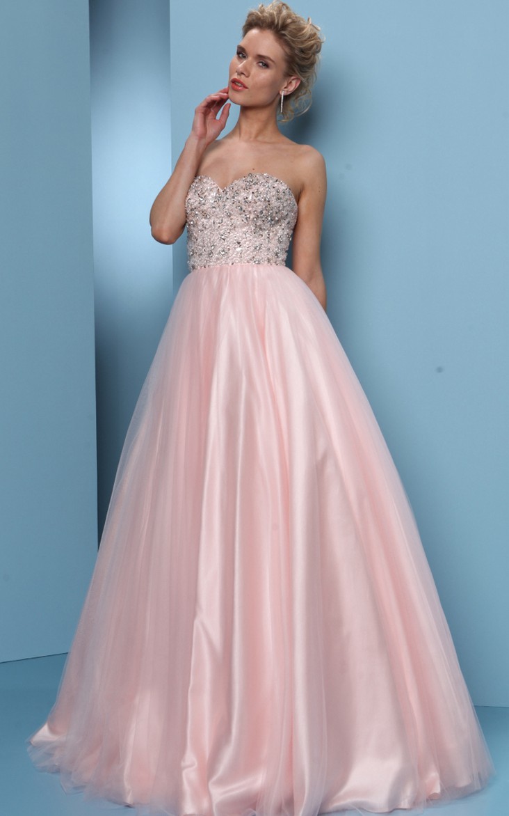 Sweetheart A-line Ball Gown Prom Dress With Beading And Corset Back