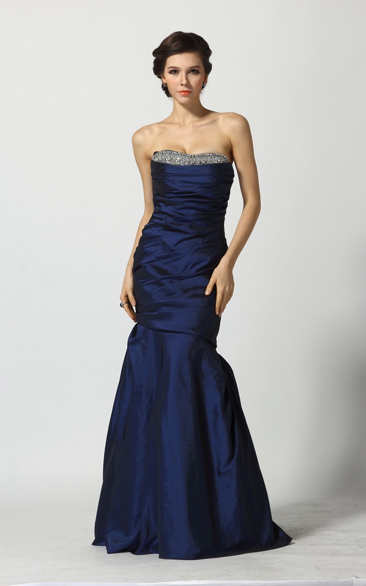 Floor-length A-Line Sweetheart Sleeveless Taffeta Prom Dress with Beading and Ruching