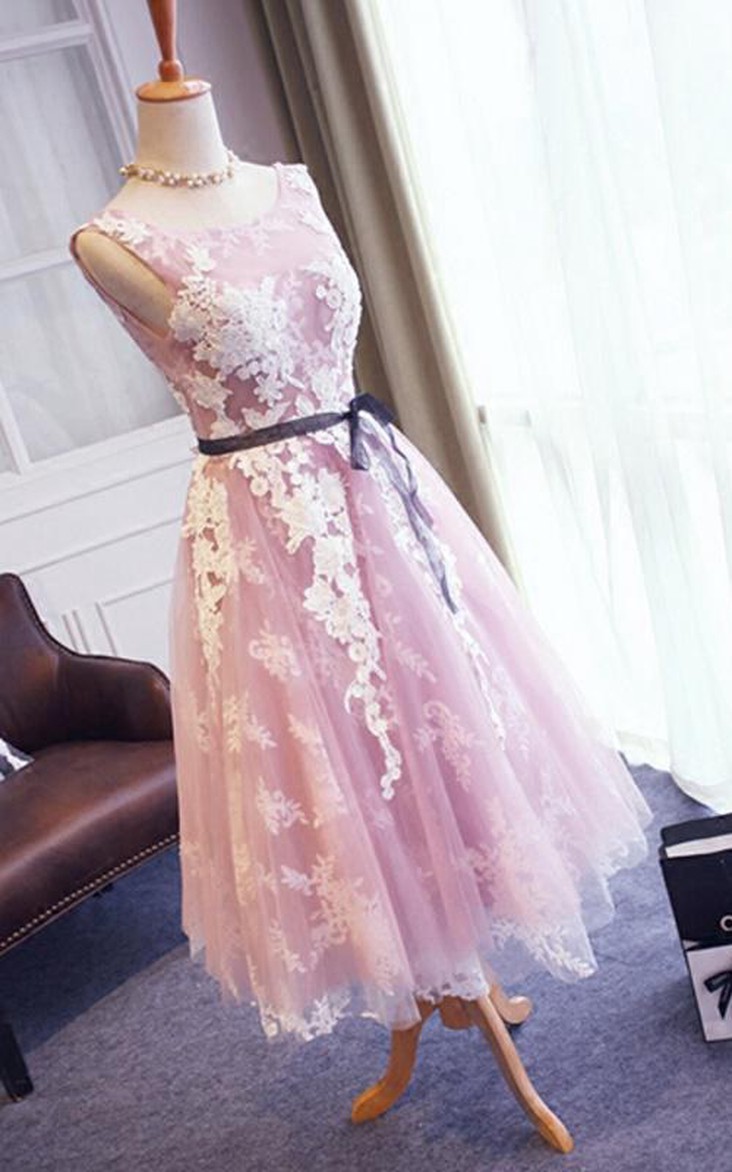 V-Back Lace Sleeveless Pretty 3-4-Length Dress