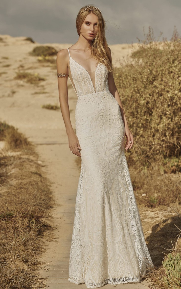 Bohemian Plunging Neckline Mermaid Lace Wedding Dress with Appliques